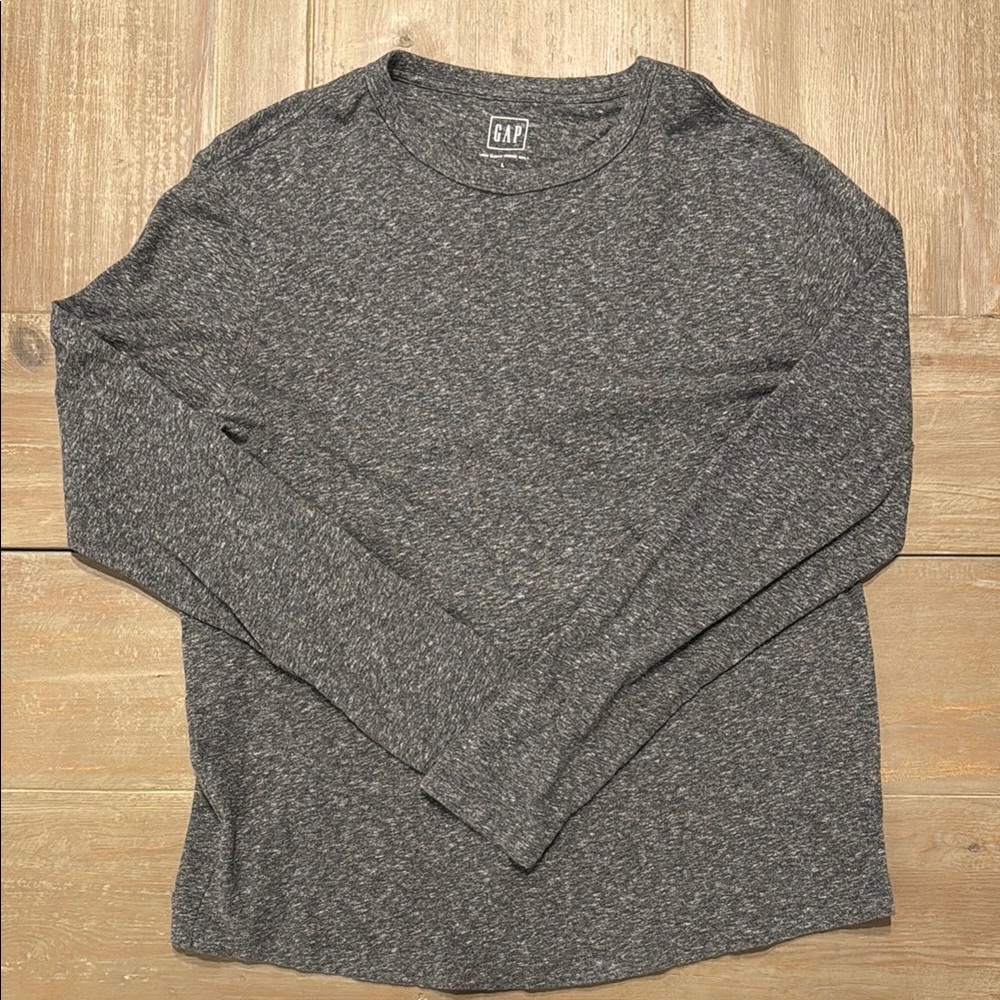 GAP Black Long Sleeve Tee Curved Hem Cotton Essential